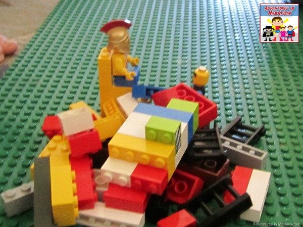 Ezra and Nehemiah in LEGOs