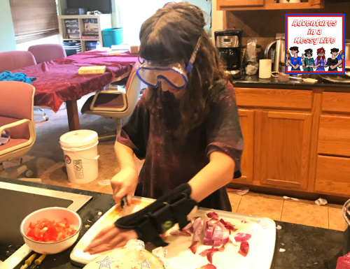 preparing the red onion